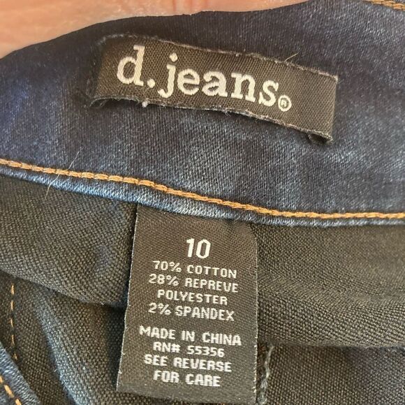 D. Jeans super stretchy almost jeggings w/ zip fly and hardwear like Jeans - Picture 8 of 8